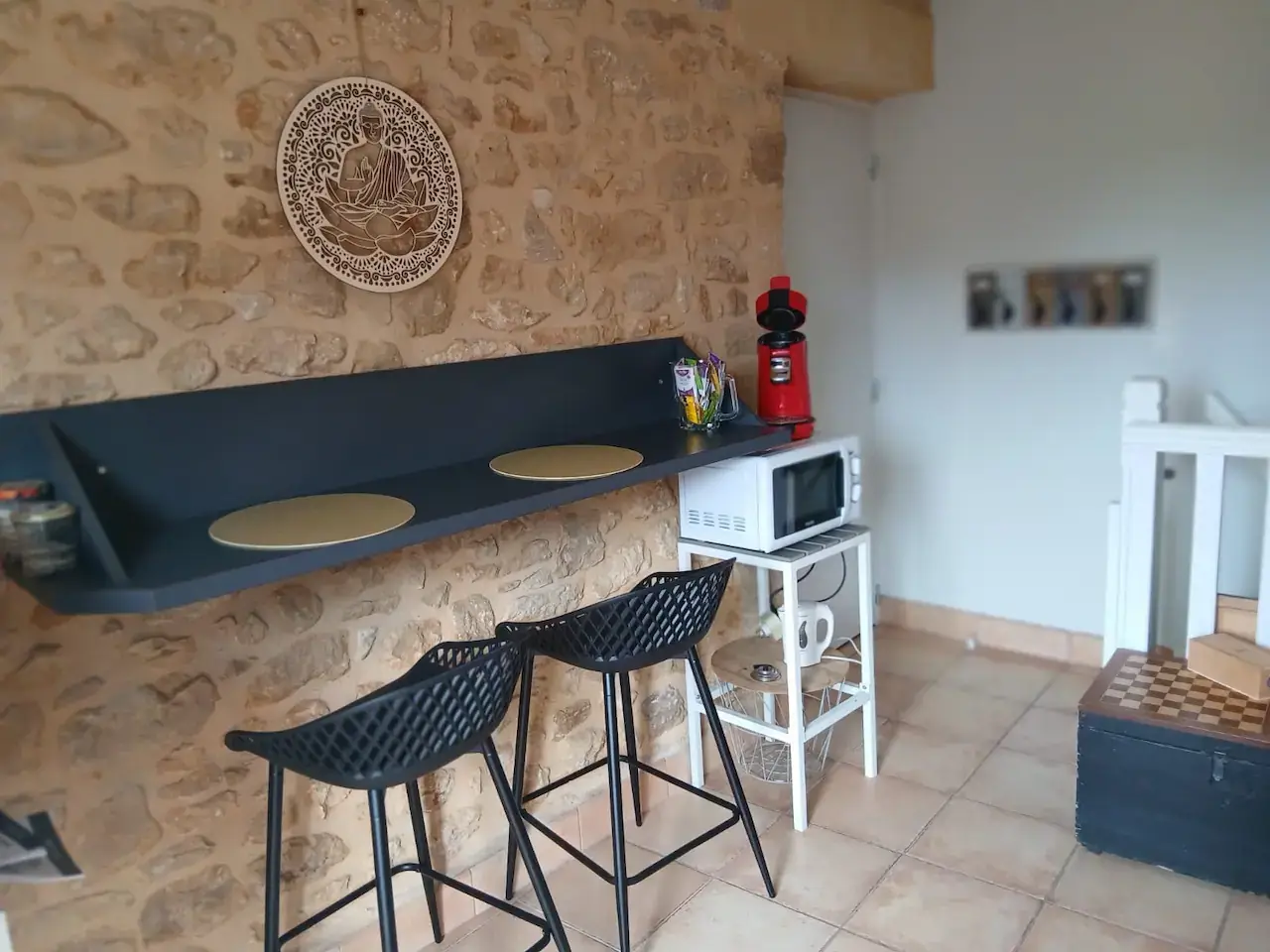 Jardin partagé accessible aux hôtes de MontadAum